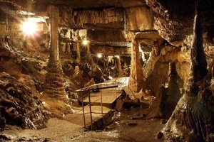 Erdmannshöhle Hasel - mit freundlicher Genehmigung der Gemeinde Hasel Erdmannshöhle Hasel - mit freundlicher Genehmigung der Gemeinde Hasel
