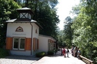 Erdmannshöhle Hasel - mit freundlicher Genehmigung der Gemeinde Hasel Erdmannshöhle Hasel - mit freundlicher Genehmigung der Gemeinde Hasel
