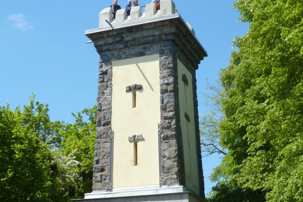 Neulindenturm Copyright: (Kaiserstuhl Touristik e.V. Ihringen)
